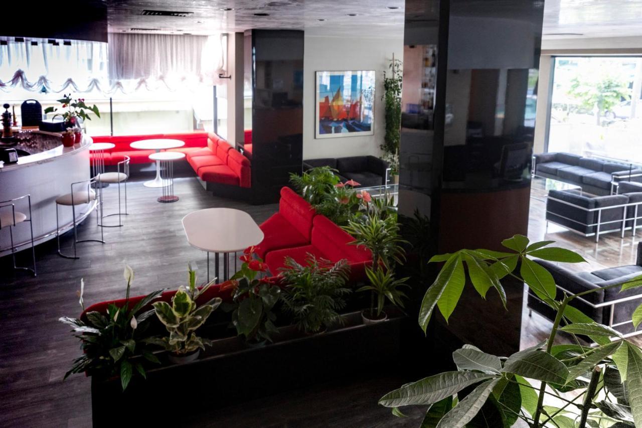 Hotel Derby リミニ エクステリア 写真
