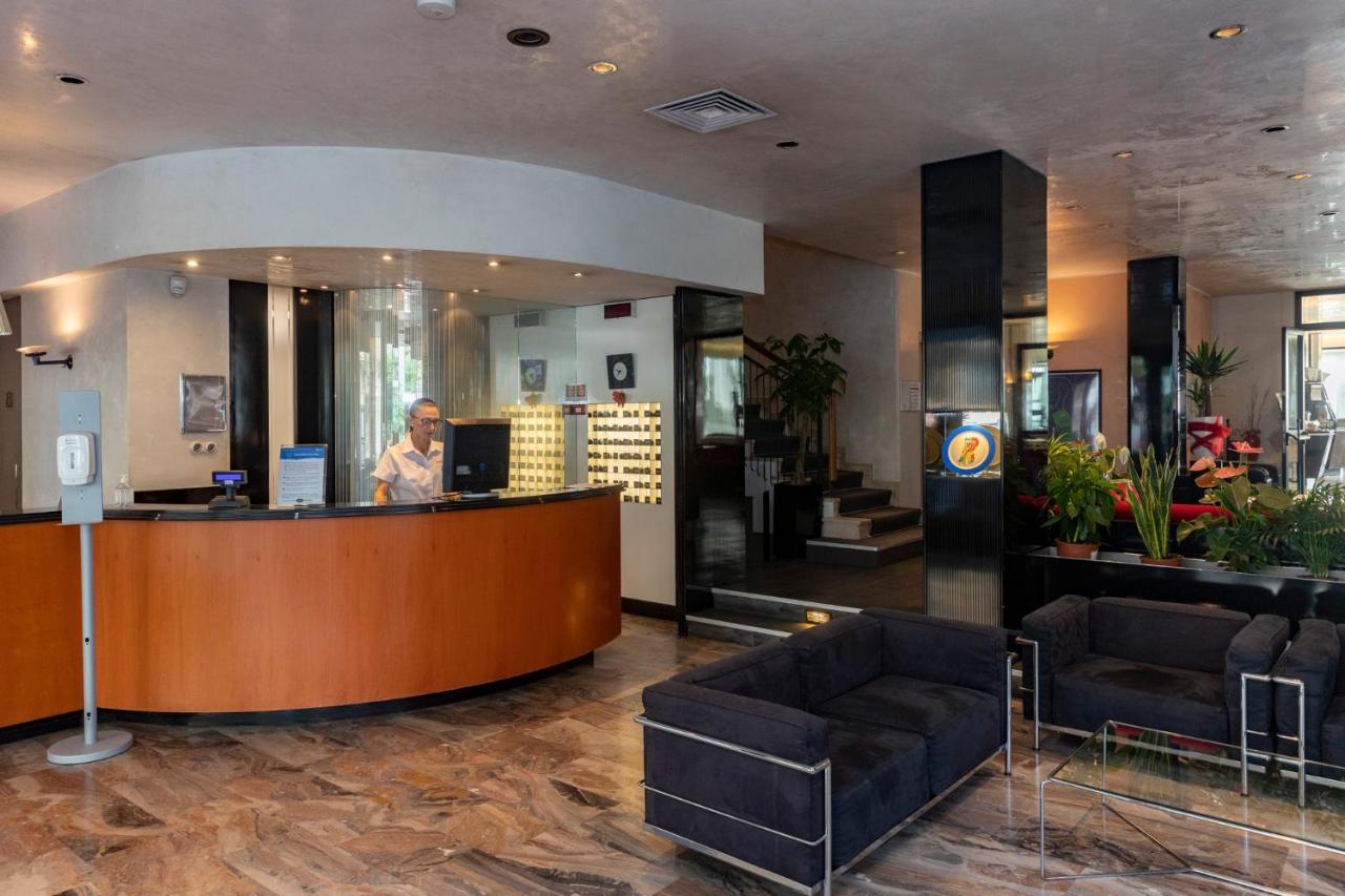 Hotel Derby リミニ エクステリア 写真